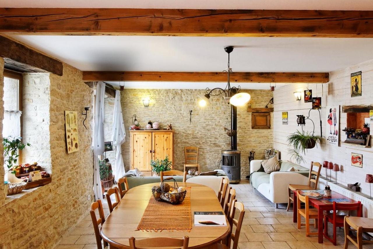 Chambres D'Hotes Soleil Et Cacao Siccieu-Saint-Julien-et-Carisieu Kültér fotó