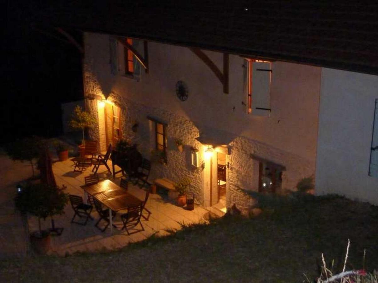 Chambres D'Hotes Soleil Et Cacao Siccieu-Saint-Julien-et-Carisieu Kültér fotó